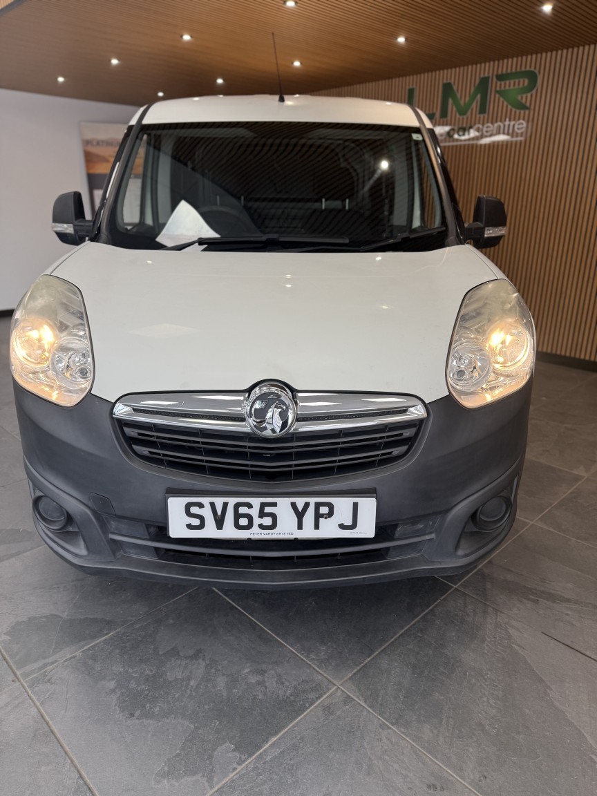 Used Vauxhall Combo 2015 for sale - 77595415: Photo 3