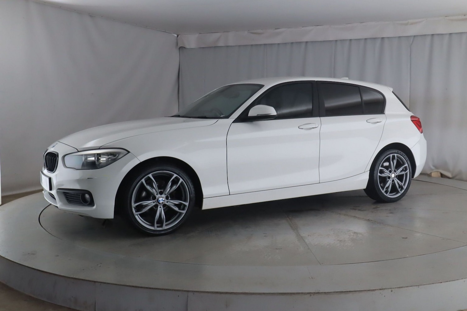Used BMW 1 Series 2015 for sale - 76536721: Photo 1