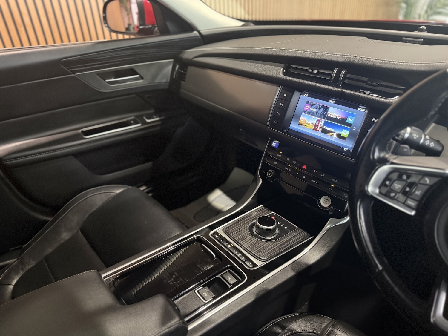 Used Jaguar XF 2016 for sale - 77643780: Photo 16