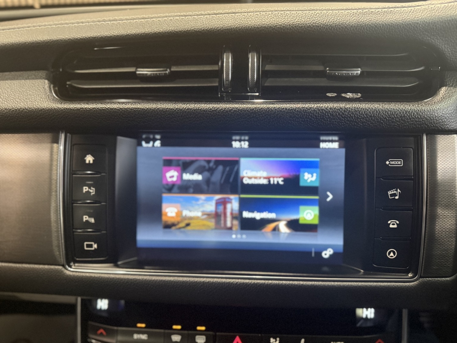 Used Jaguar XF 2016 for sale - 77643780: Photo 20