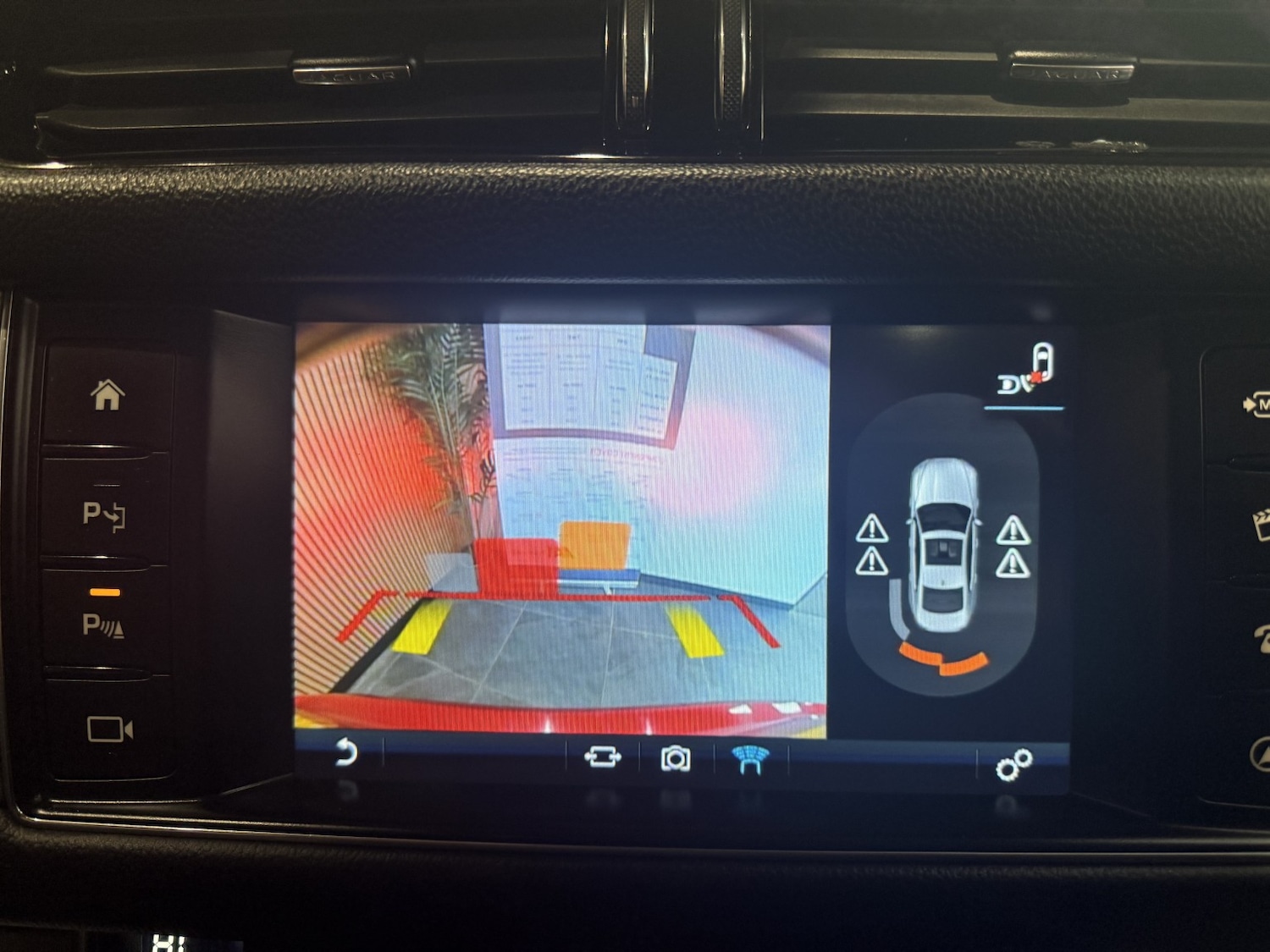 Used Jaguar XF 2016 for sale - 77643780: Photo 21