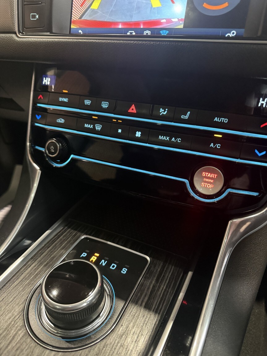 Used Jaguar XF 2016 for sale - 77643780: Photo 22