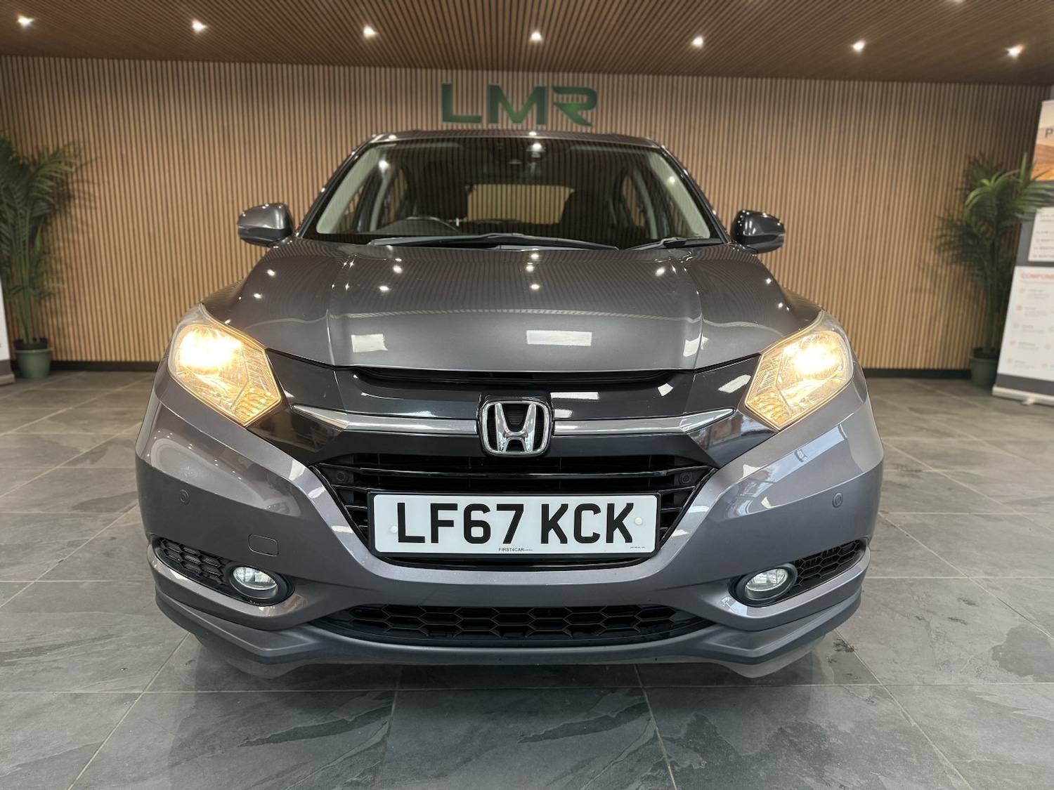 Used Honda HR-V 2017 for sale - 77721197: Photo 3
