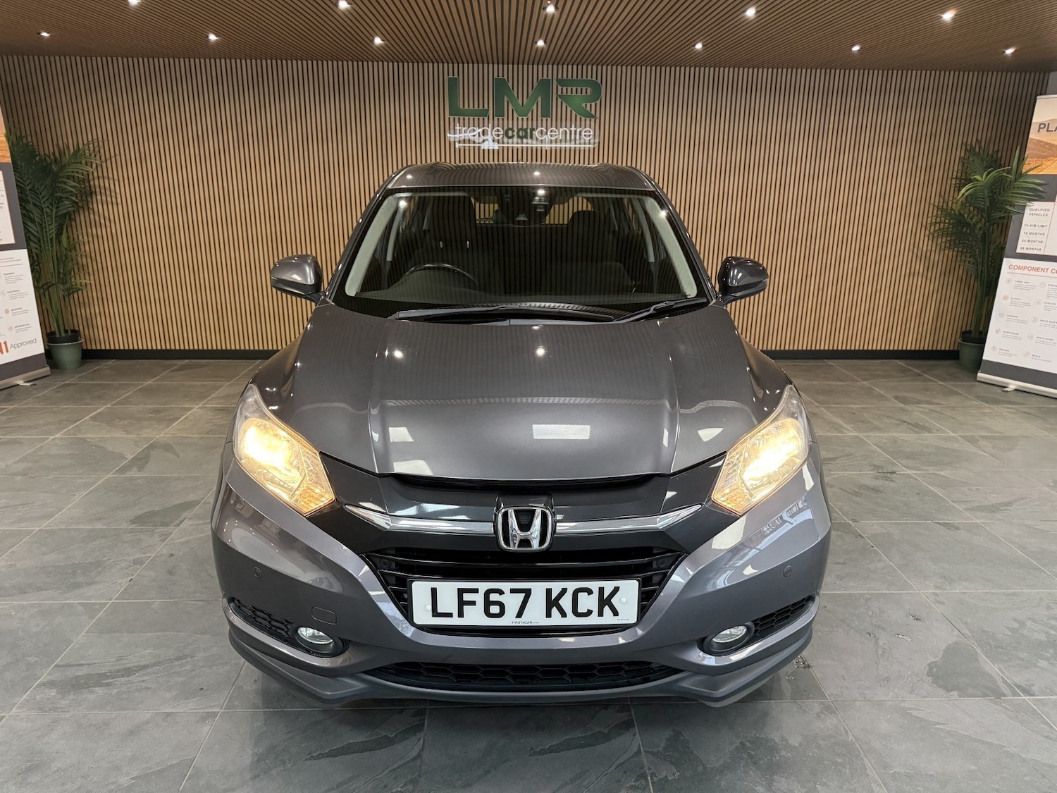 Used Honda HR-V 2017 for sale - 77721197: Photo 4