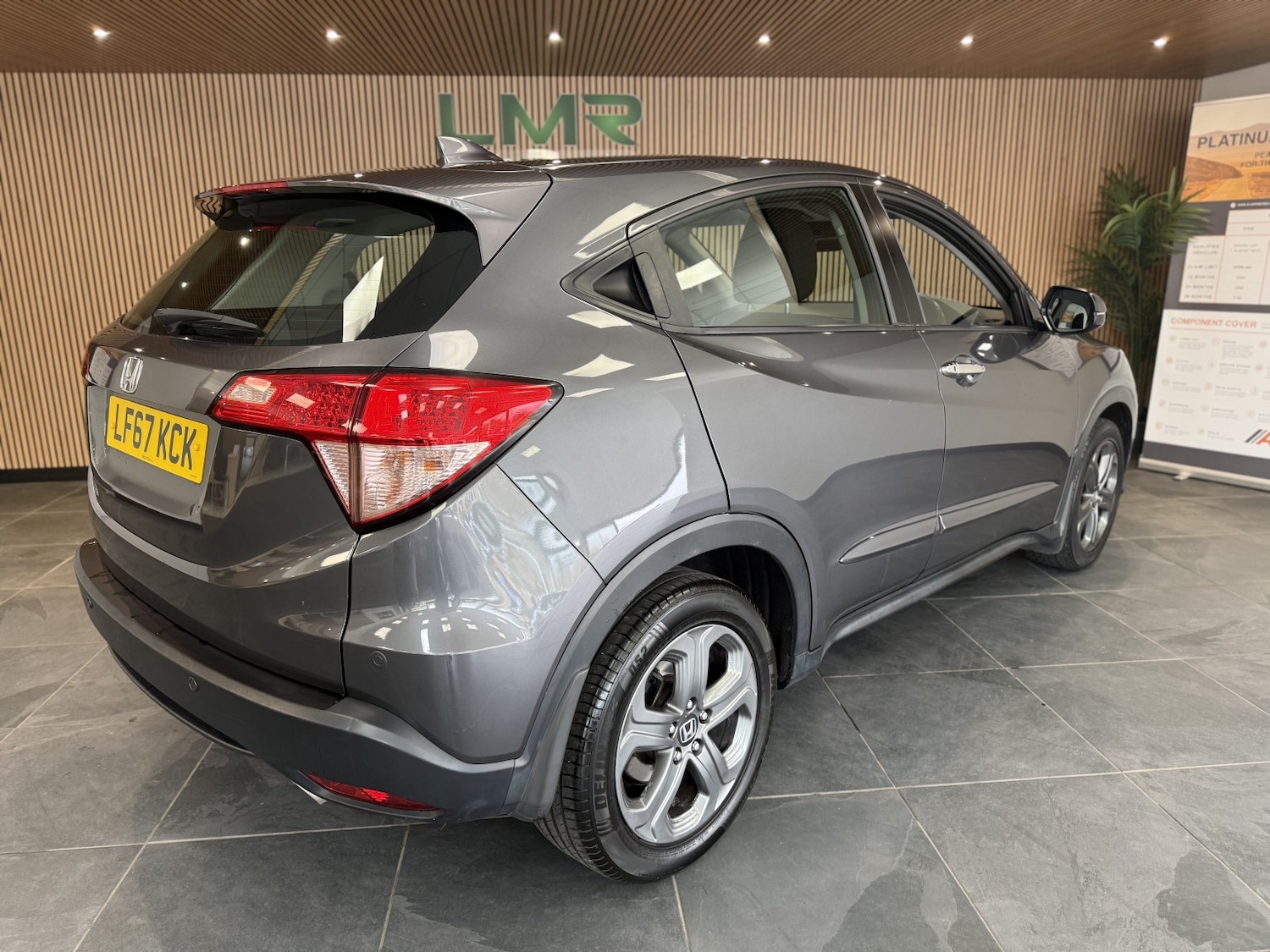 Used Honda HR-V 2017 for sale - 77721197: Photo 9