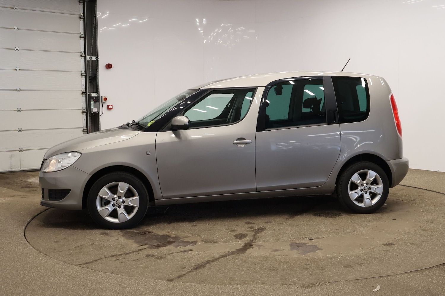 Used Skoda Roomster 2013 for sale - 78190616: Photo 6