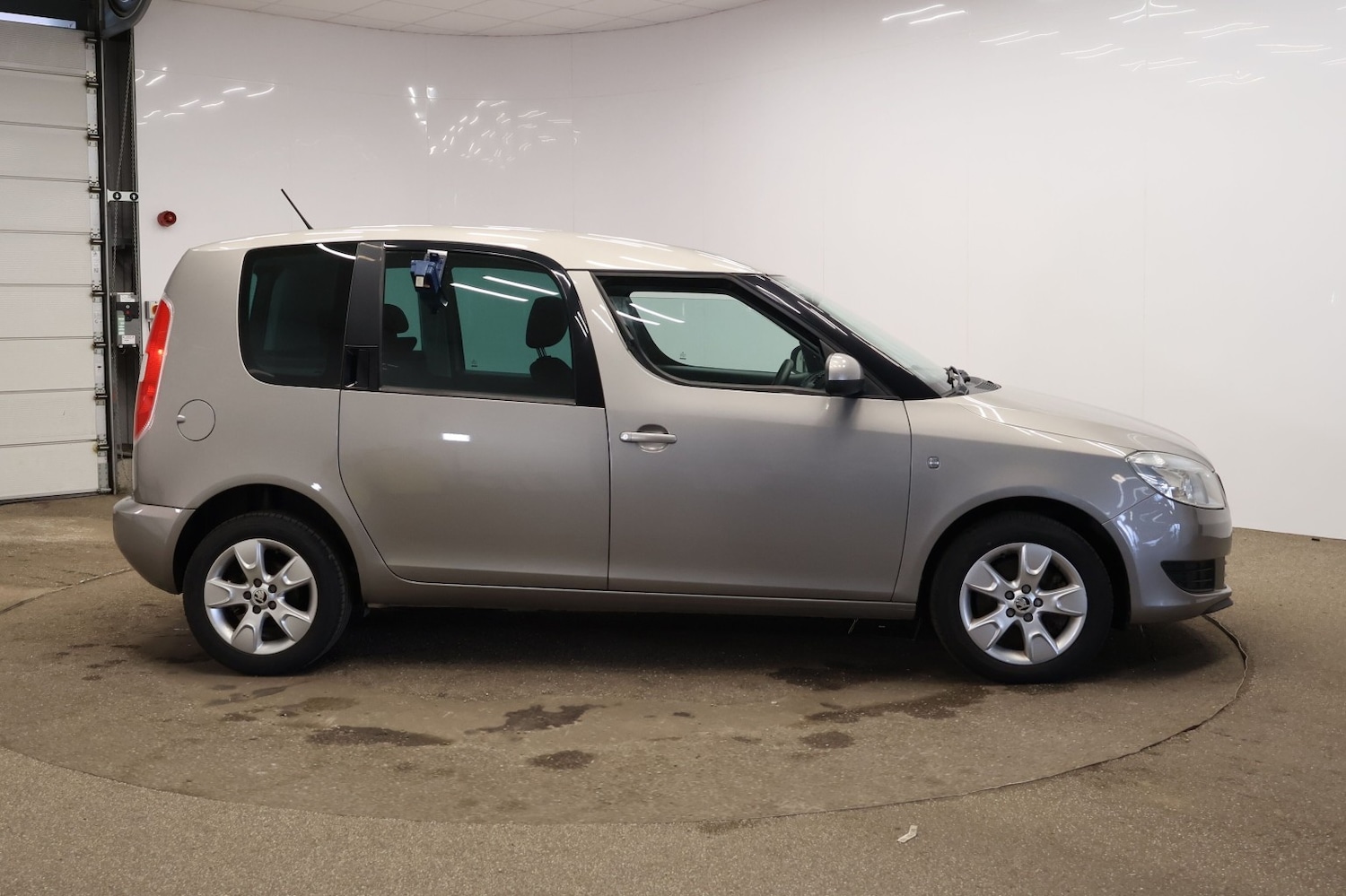Used Skoda Roomster 2013 for sale - 78190616: Photo 7