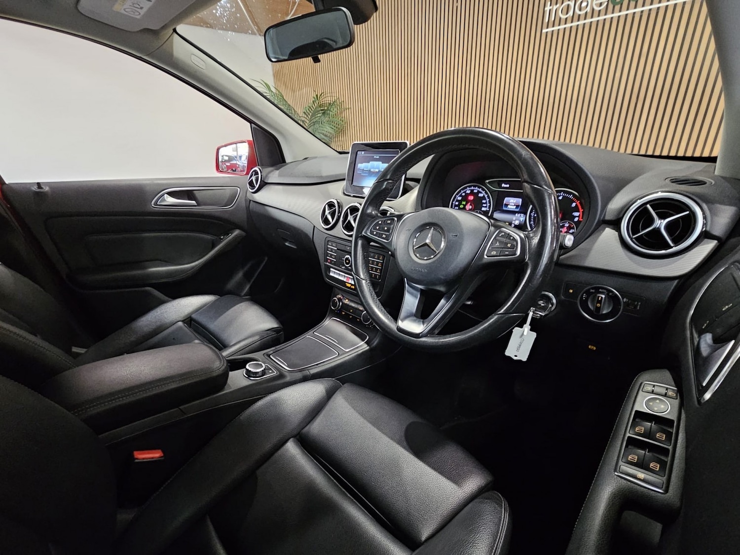 Used Mercedes-Benz B Class 2017 for sale - 76762175: Photo 21