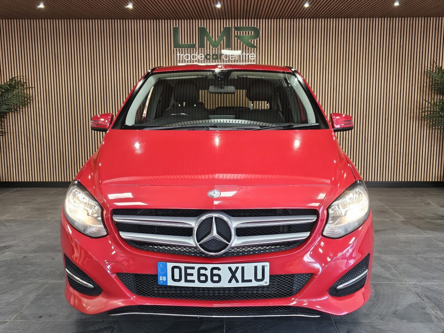 Used Mercedes-Benz B Class 2017 for sale - 76762175: Photo 3