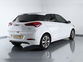 Used Hyundai i20 2015 for sale - 78770048: Photo