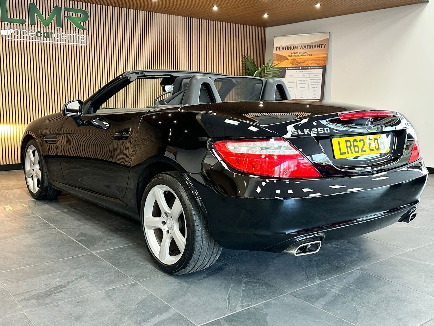 Used Mercedes-Benz SLK 2012 for sale - 77264344: Photo 11