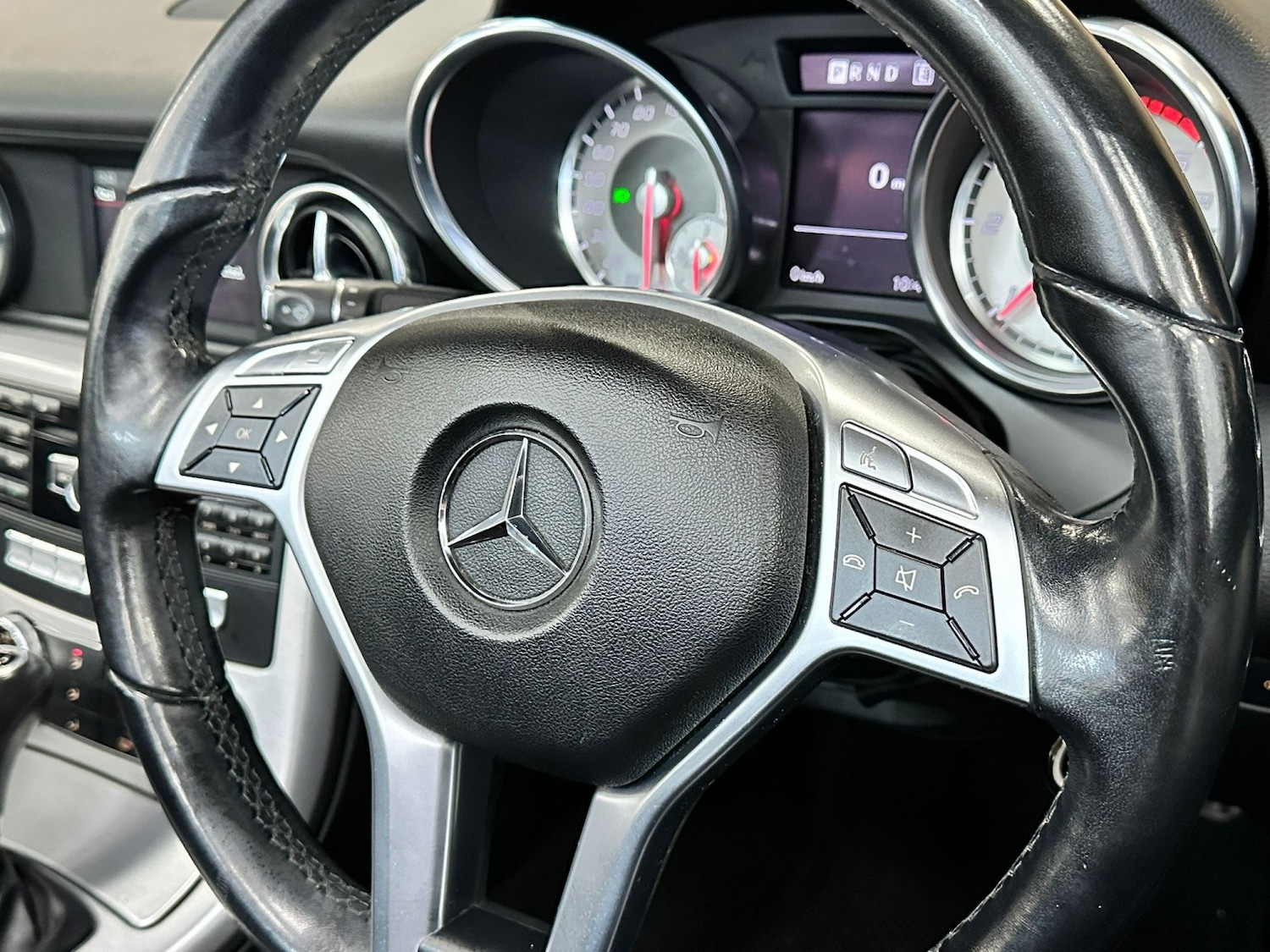 Used Mercedes-Benz SLK 2012 for sale - 77264344: Photo 21
