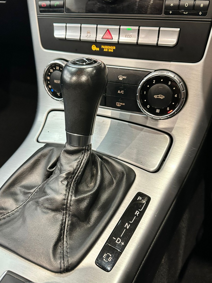 Used Mercedes-Benz SLK 2012 for sale - 77264344: Photo 24