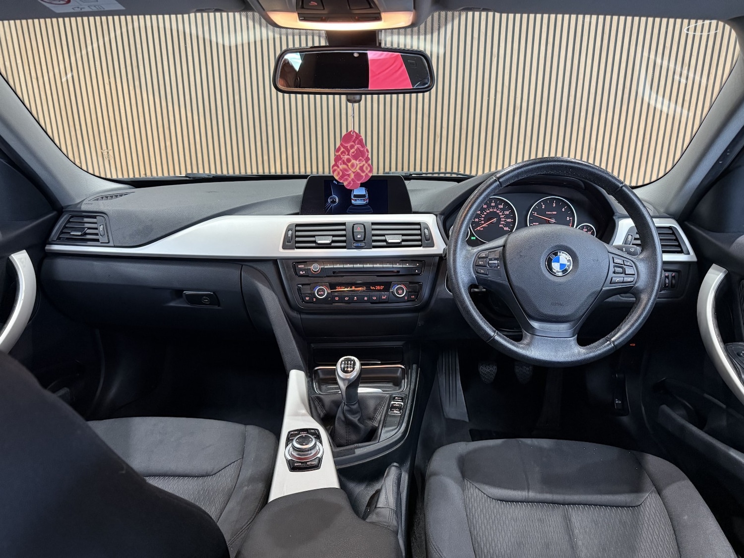 Used BMW 3 Series 2014 for sale - 76391487: Photo 24