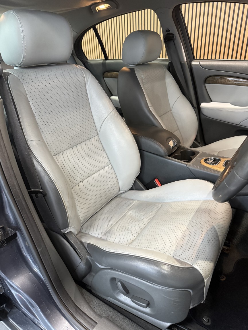 Used Jaguar S-Type 2005 for sale - 77721360: Photo 12