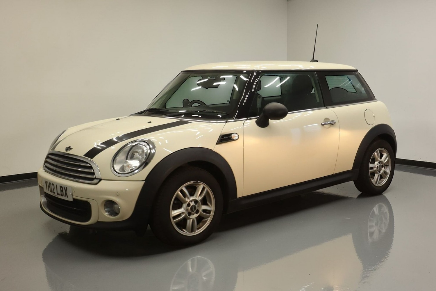 Used MINI Hatch 2012 for sale - 77774738: Photo 4