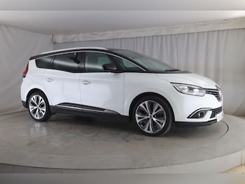 Used Renault Grand Scenic 2017 for sale - 76186681: Photo 4