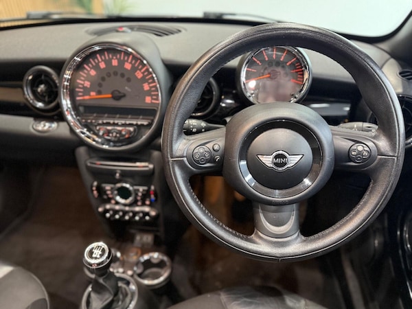 Used MINI Roadster 2015 for sale - 76324732: Photo 15