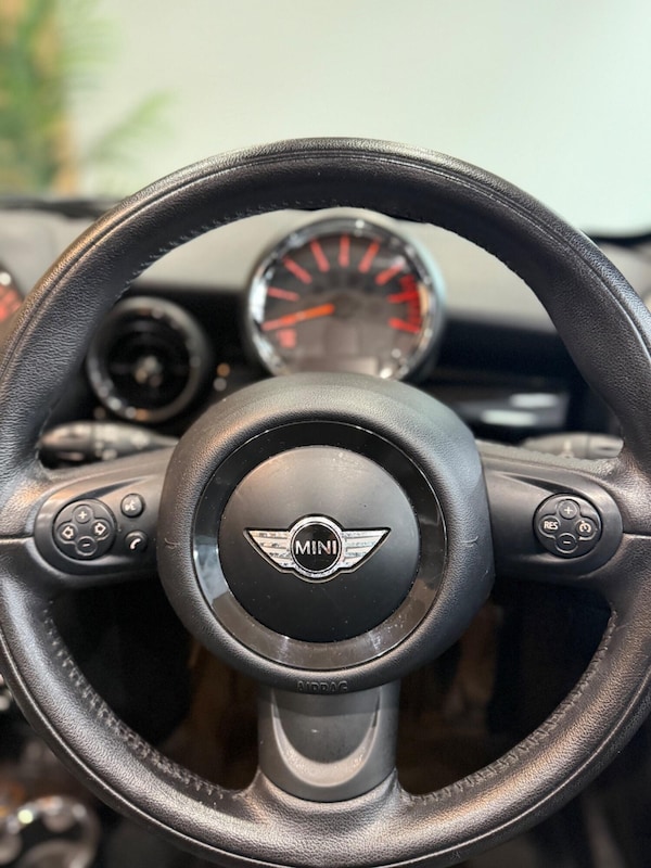 Used MINI Roadster 2015 for sale - 76324732: Photo 16