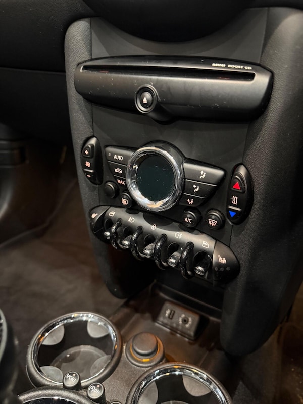 Used MINI Roadster 2015 for sale - 76324732: Photo 18