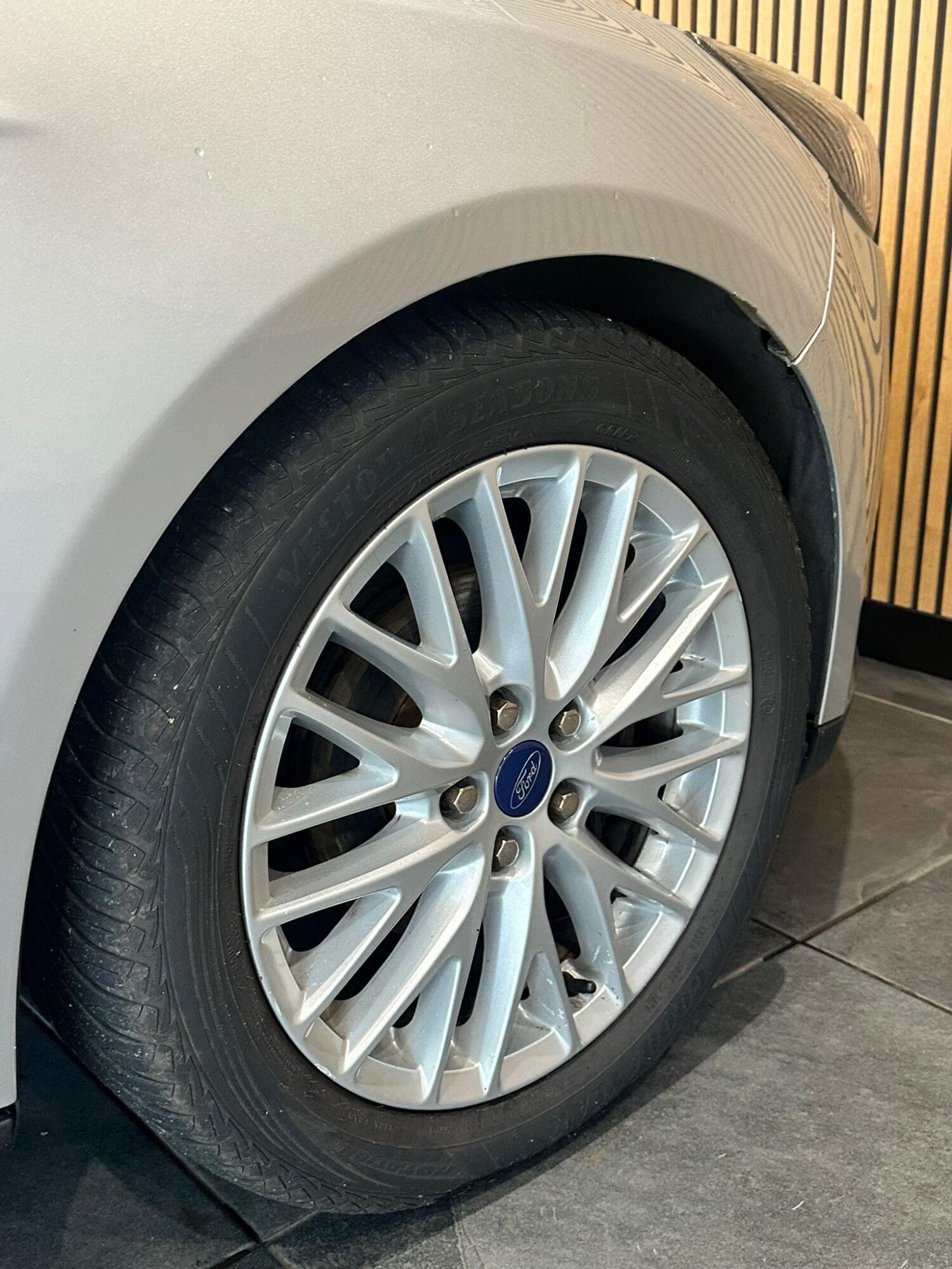 Used Ford Focus 2014 for sale - 76107345: Photo 12