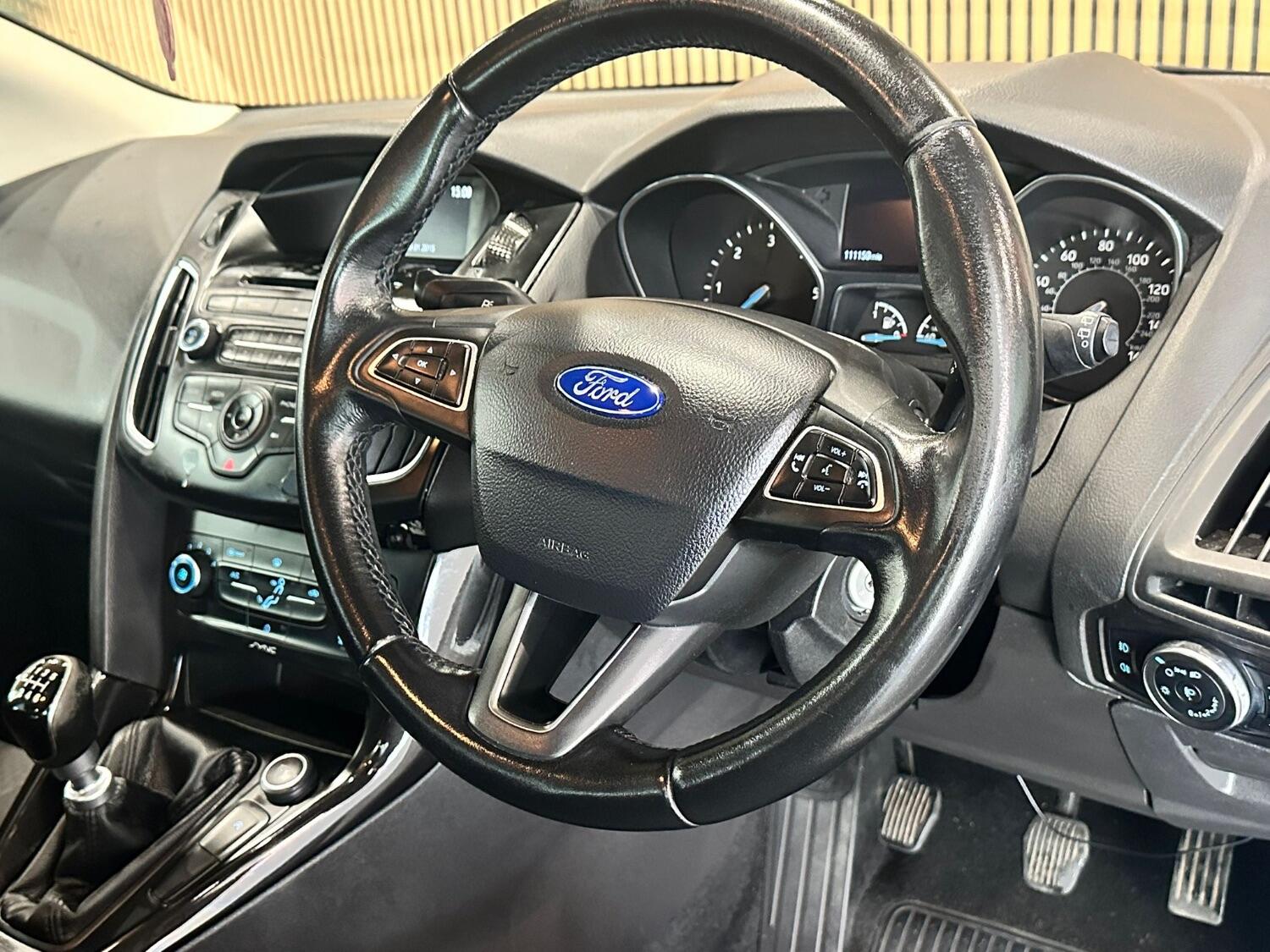 Used Ford Focus 2014 for sale - 76107345: Photo 17