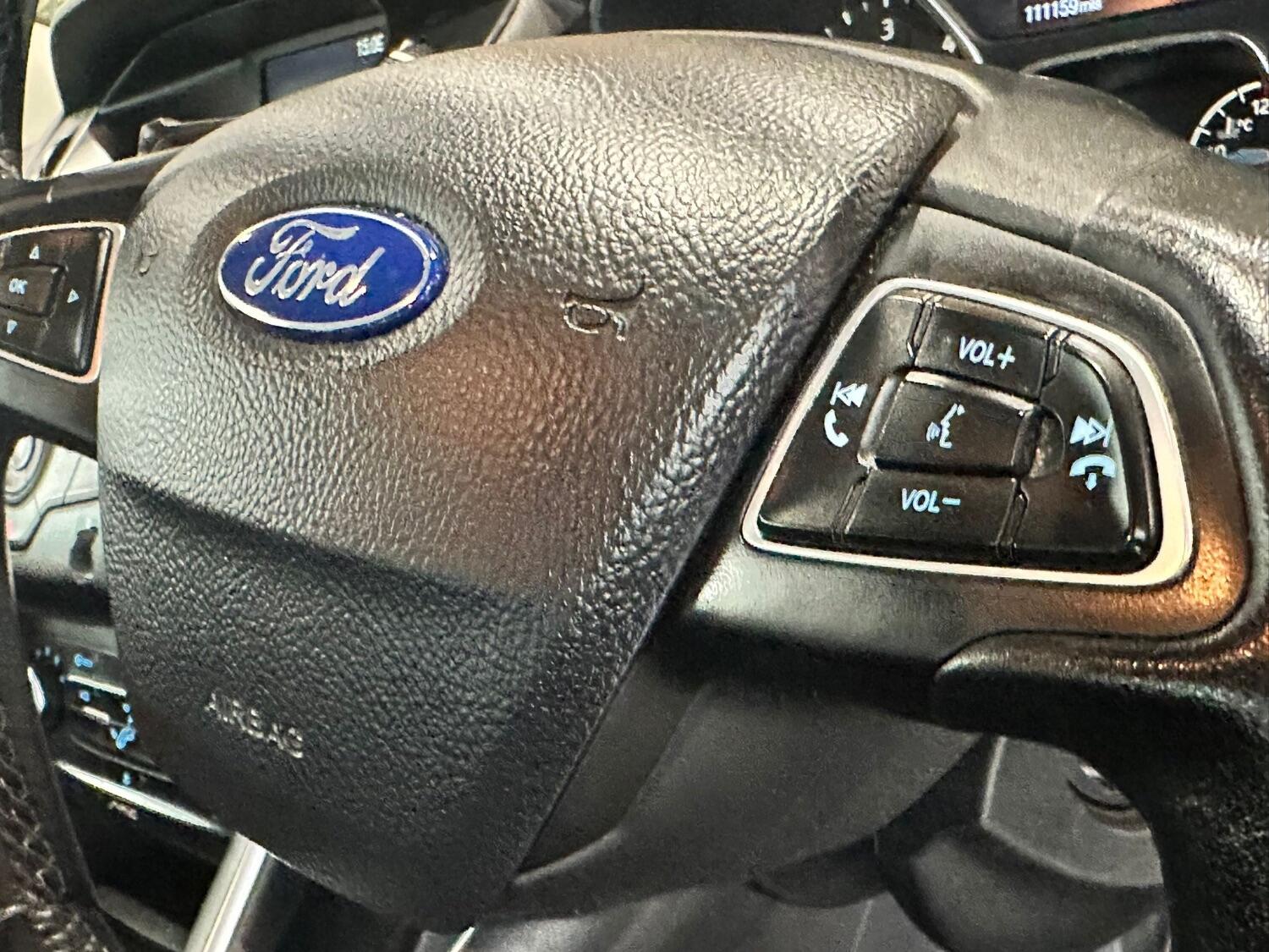 Used Ford Focus 2014 for sale - 76107345: Photo 18