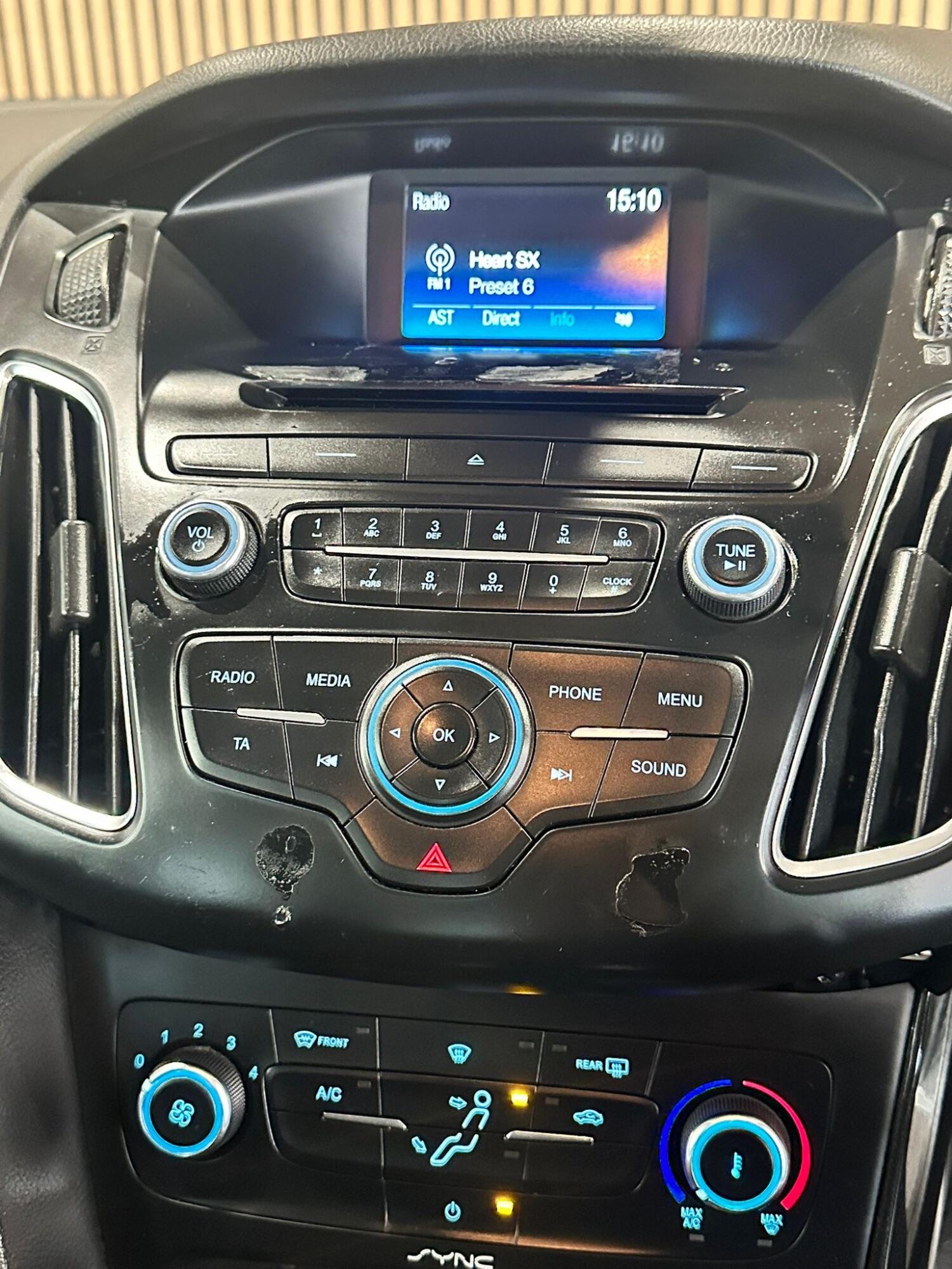 Used Ford Focus 2014 for sale - 76107345: Photo 21