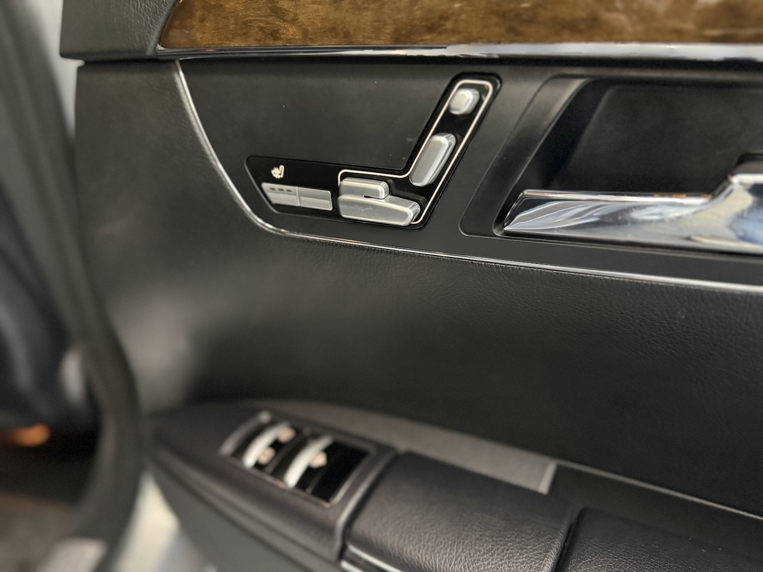 Used Mercedes-Benz S Class 2013 for sale - 77453088: Photo 29