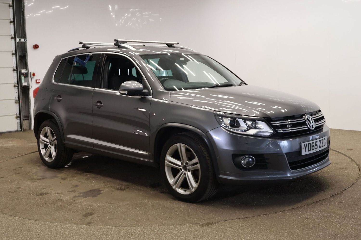Used Volkswagen Tiguan 2015 for sale - 78190605: Photo 3