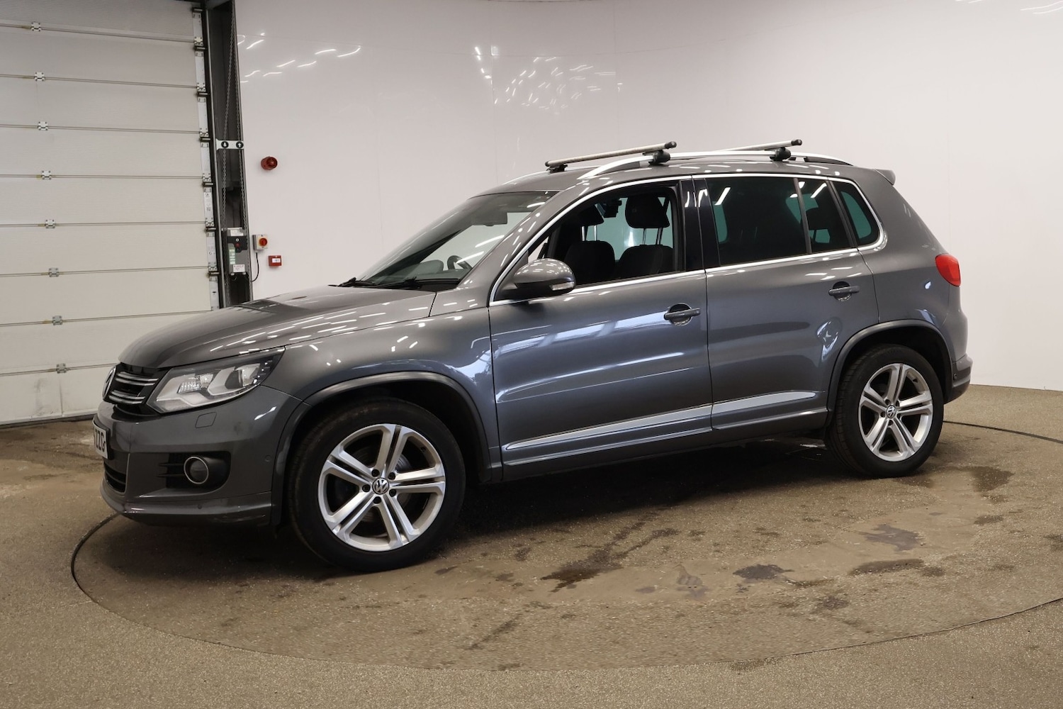 Used Volkswagen Tiguan 2015 for sale - 78190605: Photo 6