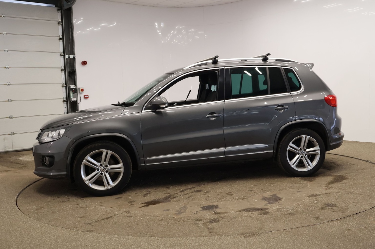 Used Volkswagen Tiguan 2015 for sale - 78190605: Photo 7
