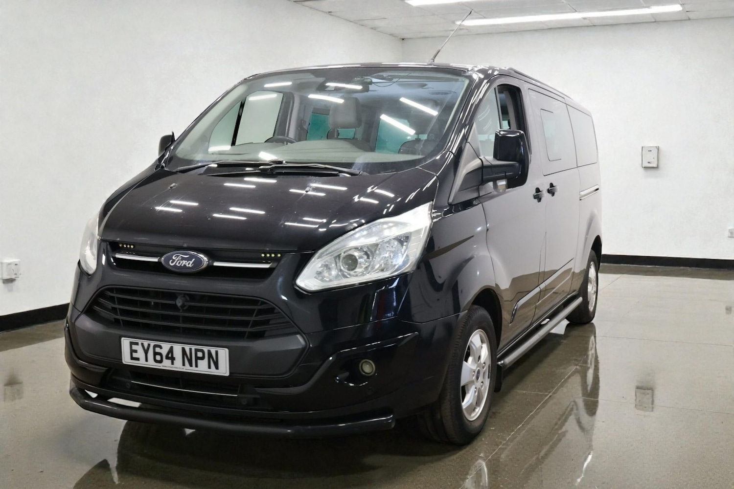 Used Ford Tourneo Custom 2014 for sale - 77616409: Photo 4