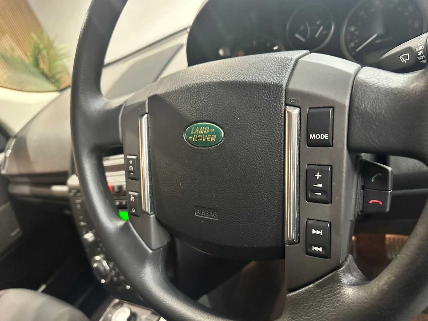 Used Land Rover Freelander 2 2010 for sale - 76391453: Photo 27