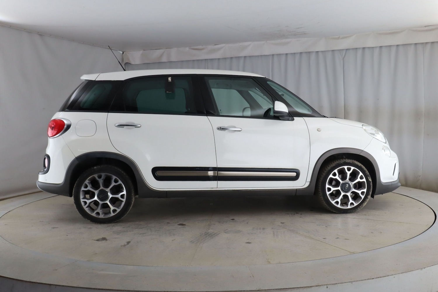 Used Fiat 500L 2014 for sale - 77906685: Photo 5