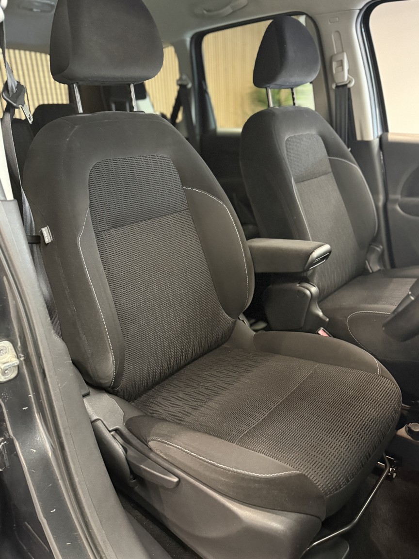 Used Citroen C3 Picasso 2015 for sale - 76884900: Photo 12