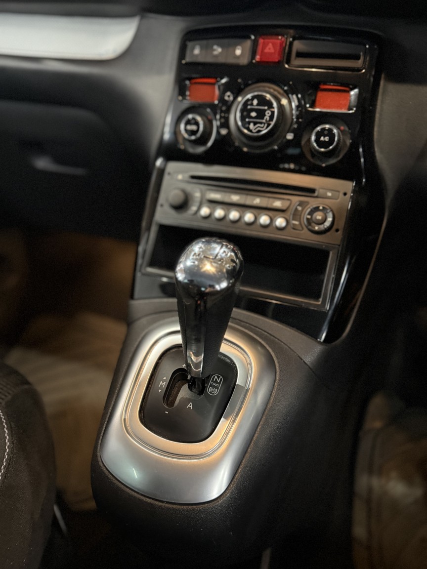 Used Citroen C3 Picasso 2015 for sale - 76884900: Photo 16