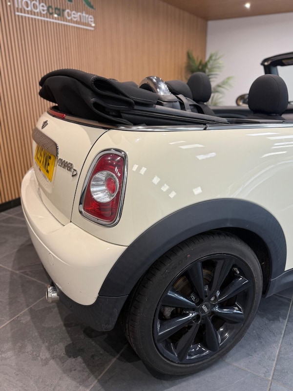 Used MINI Convertible 2015 for sale - 76107228: Photo 10