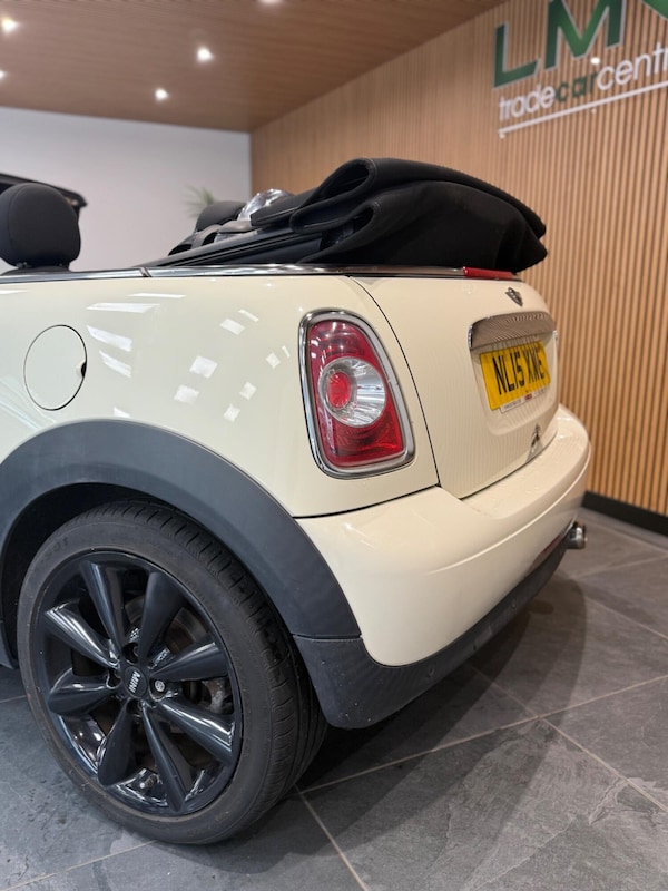 Used MINI Convertible 2015 for sale - 76107228: Photo 11