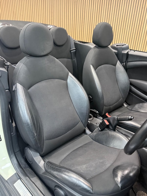 Used MINI Convertible 2015 for sale - 76107228: Photo 16