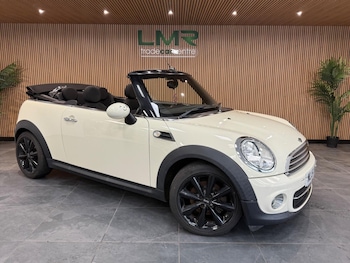 Used MINI Convertible 2015 for sale - 76107228: Photo 4
