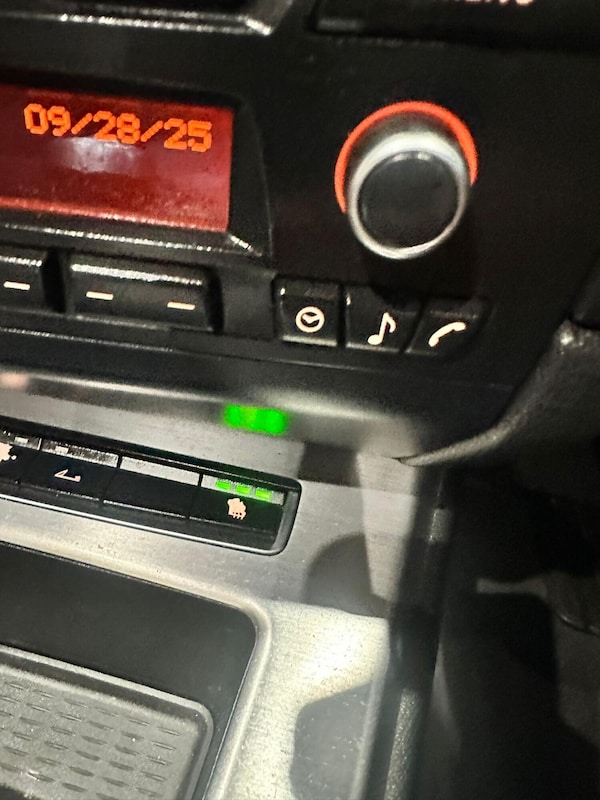 Used BMW Z4 2011 for sale - 76076006: Photo 24
