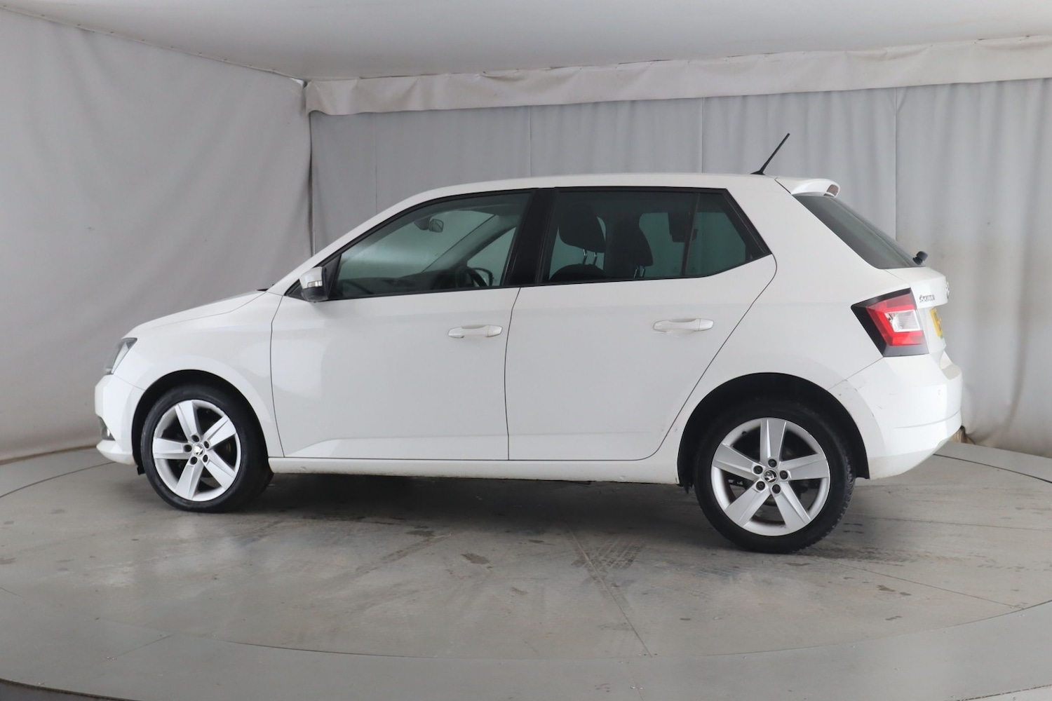 Used Skoda Fabia 2015 for sale - 76687130: Photo 6