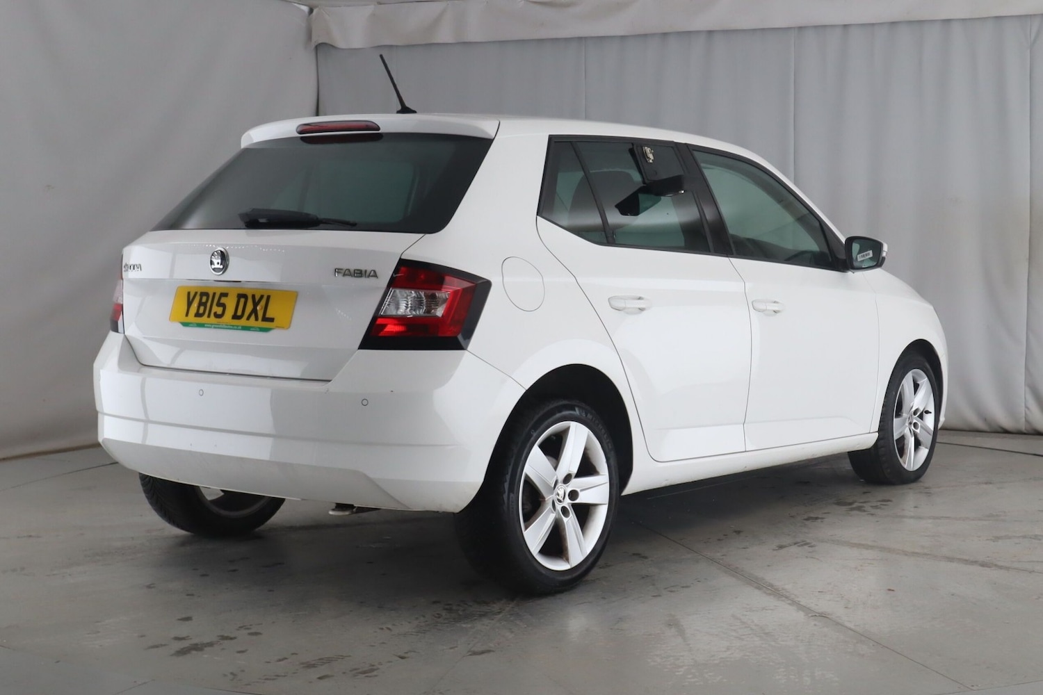 Used Skoda Fabia 2015 for sale - 76687130: Photo 9