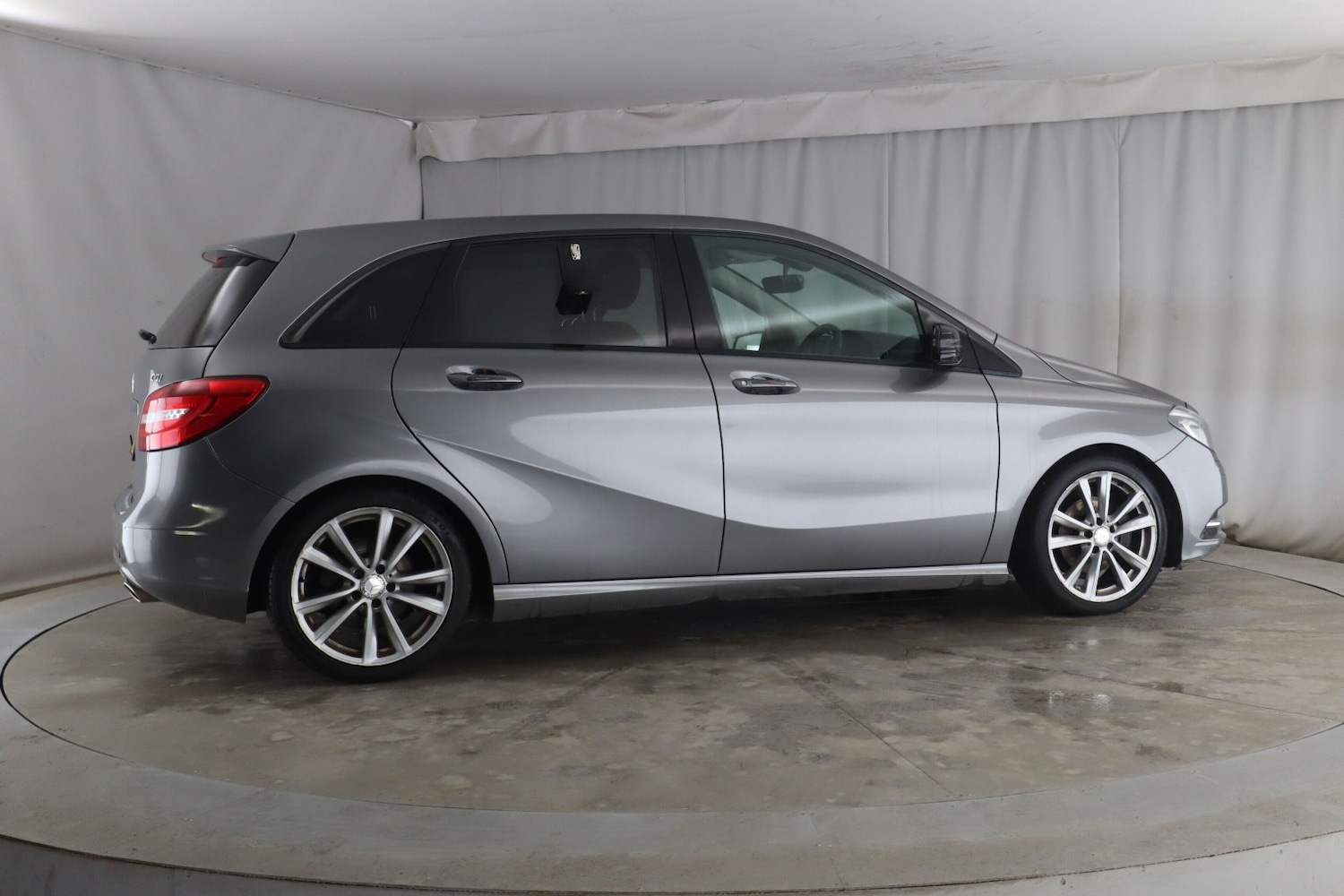 Used Mercedes-Benz B Class 2013 for sale - 77251148: Photo 7