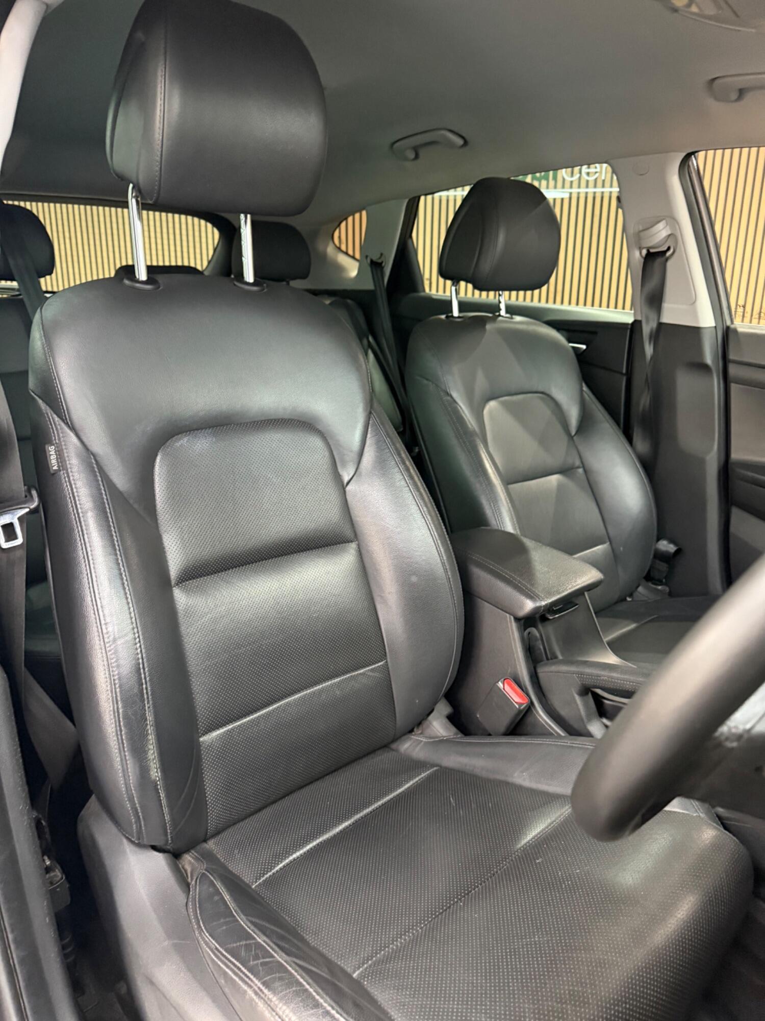 Used Hyundai TUCSON 2016 for sale - 77464582: Photo 11