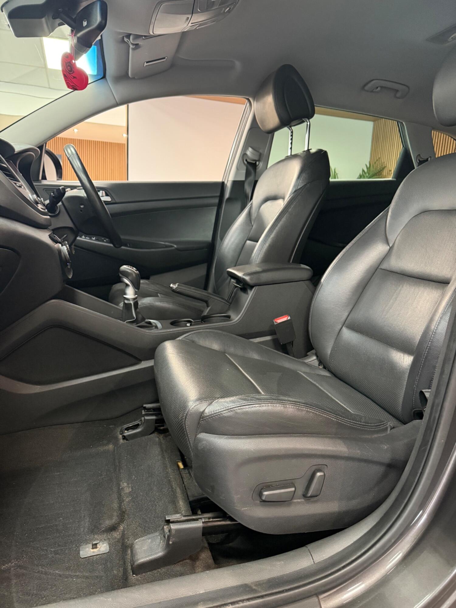 Used Hyundai TUCSON 2016 for sale - 77464582: Photo 19