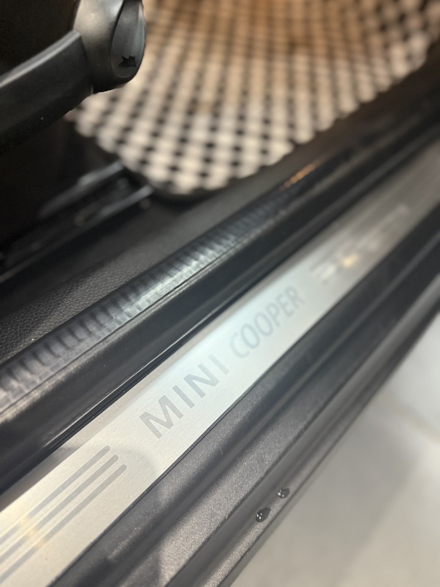 Used MINI Roadster 2014 for sale - 76497395: Photo 17