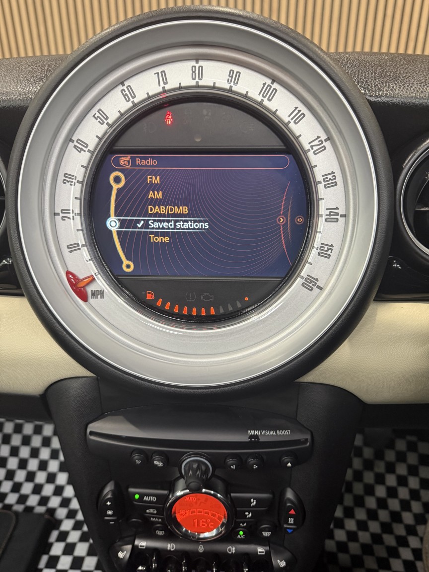 Used MINI Roadster 2014 for sale - 76497395: Photo 23