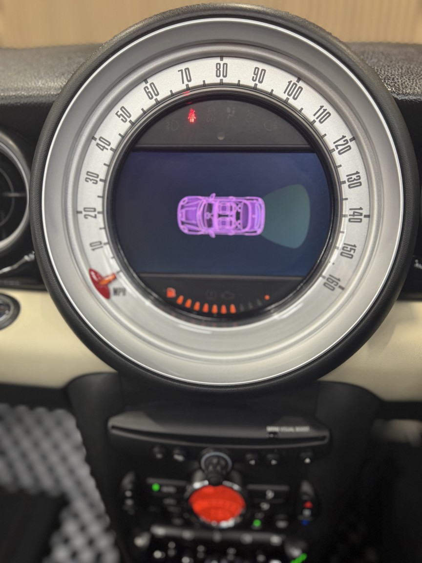 Used MINI Roadster 2014 for sale - 76497395: Photo 25